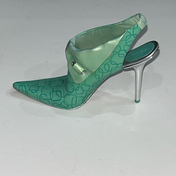 Just The Right Shoes, The It Girl, Item #805569, Step Into Summer, Raine, 2008 - Picture 5 of 12